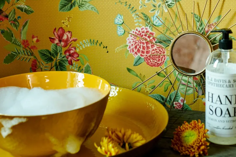 Pip Studio Vliestapete|Floris Vliestapete Gelb