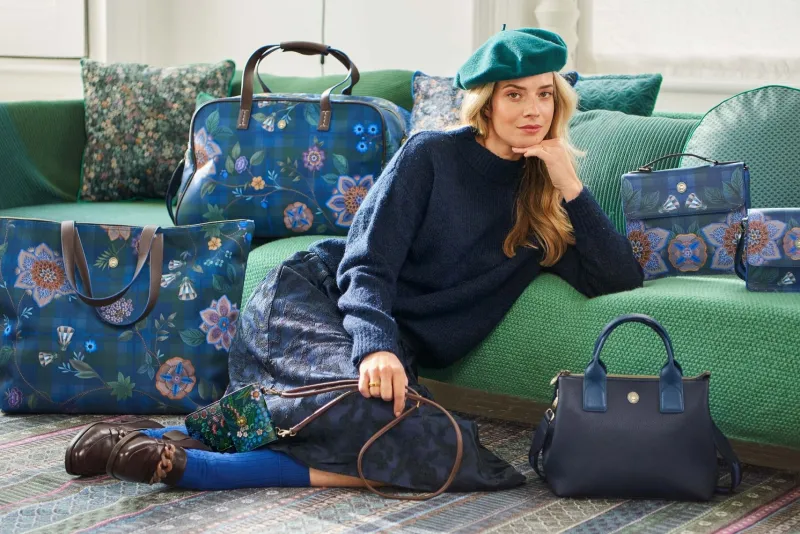 Pip Studio Taschen|Wochenendtaschen|Tilda Tragetasche Flores Felices Dunkel Blau